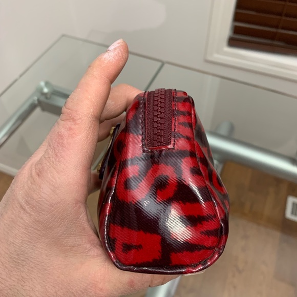 OFFERS?? Marc by Marc Jacobs zipper toiletry/makeup pouch. - Picture 5 of 7